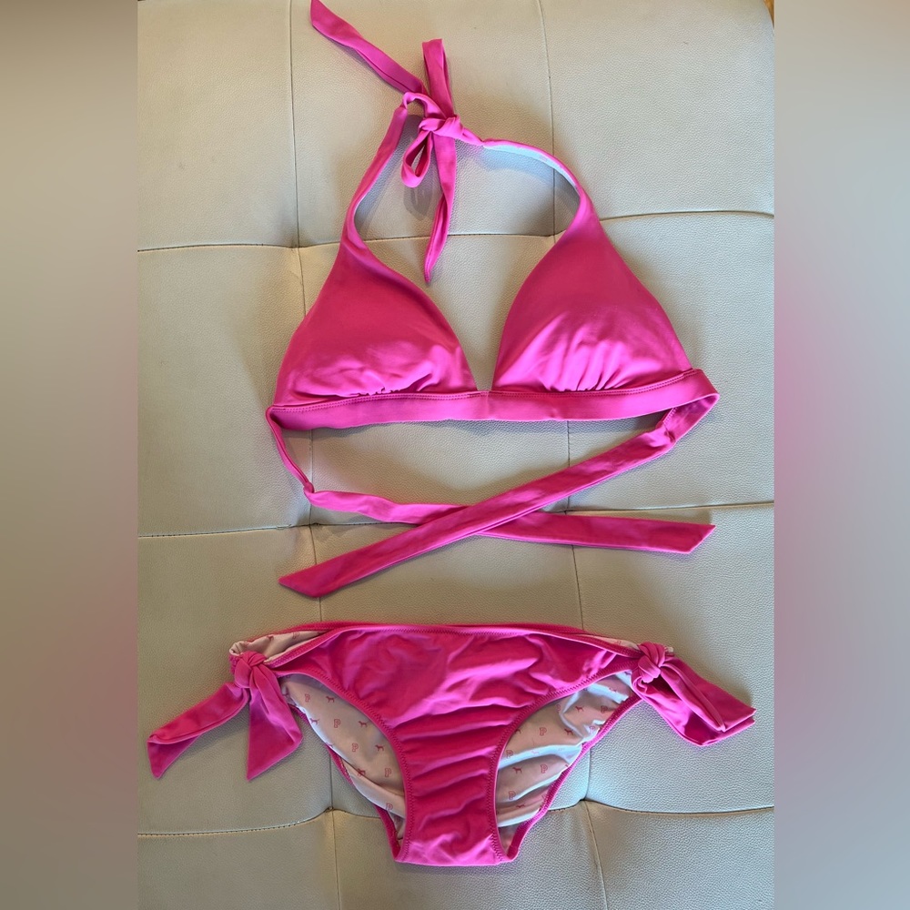 Victoria’s Secret PINK BIKINI. Bottom M, top S. Sold as set.